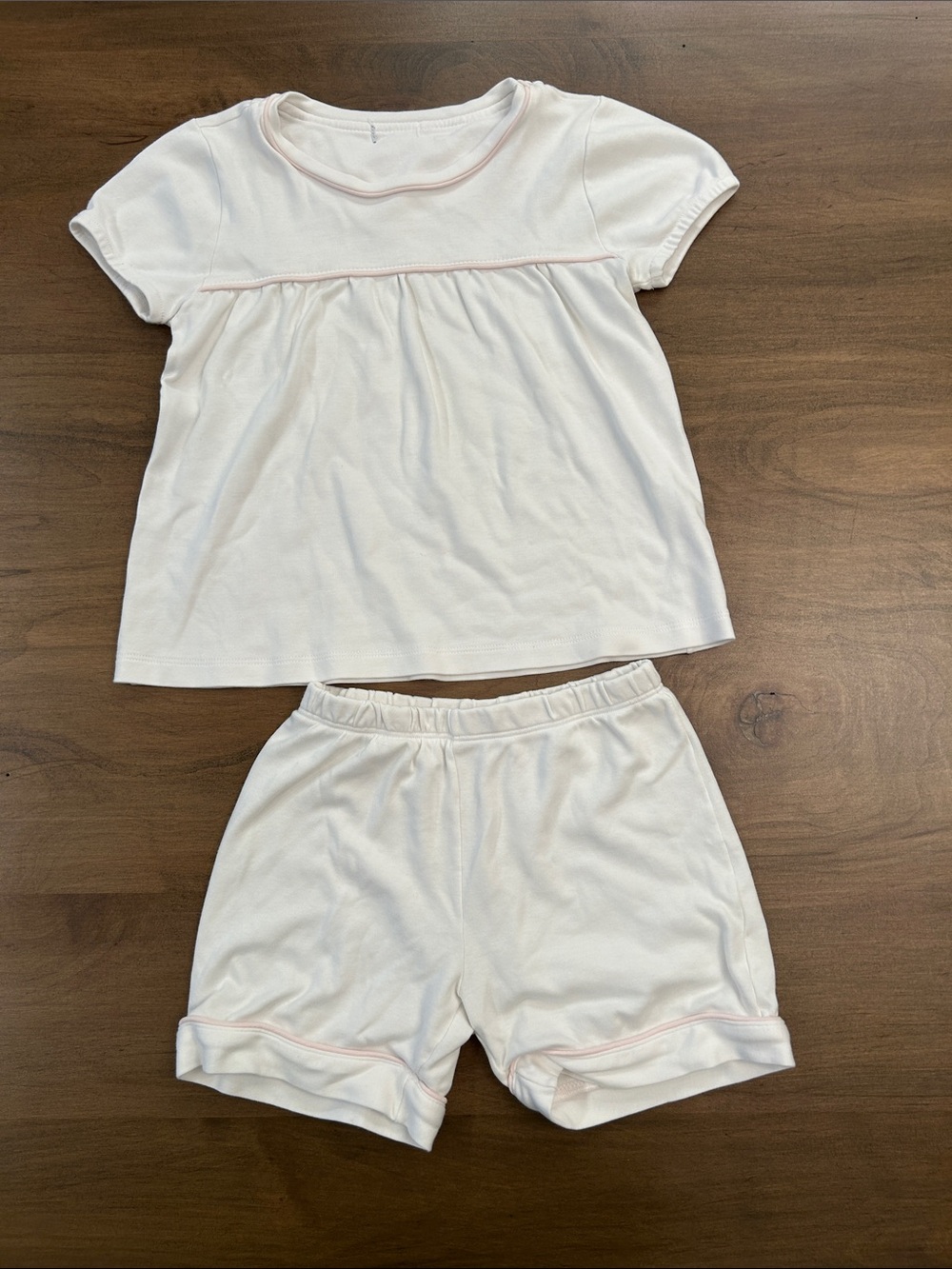 Girls' Short Sleeve Pajama Set in Light Pink